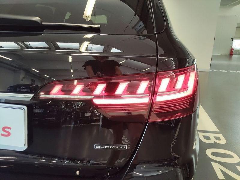 Audi A4 Avant 40 TDI quattro S tronic S line edition