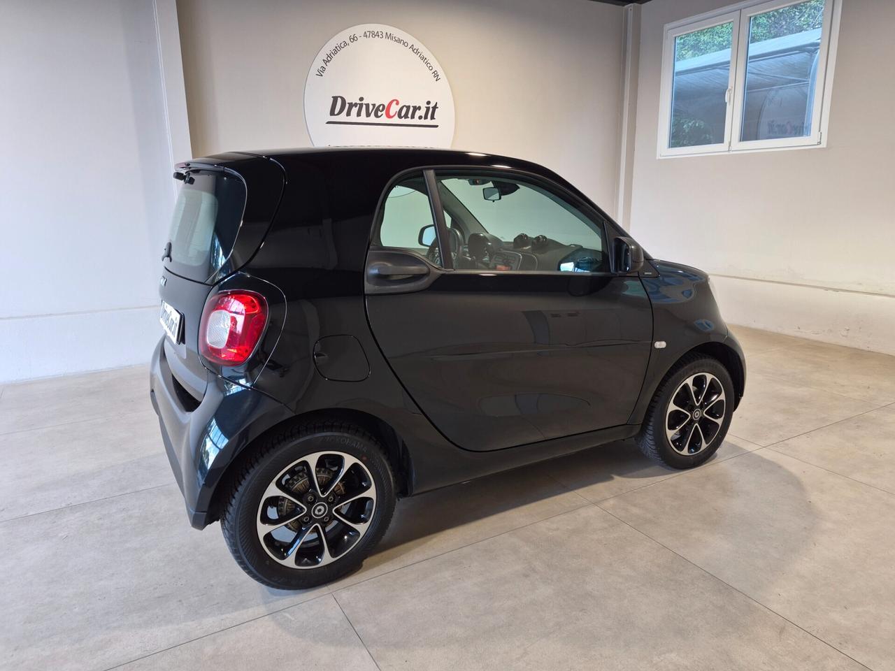 smart forTwo FORTWO 0.9 TURBO PASSION 90CV TWINAMIC TETTO PANORAMICO VETRI PRIVACY CRUISE CONTROL C.15" CLIMA