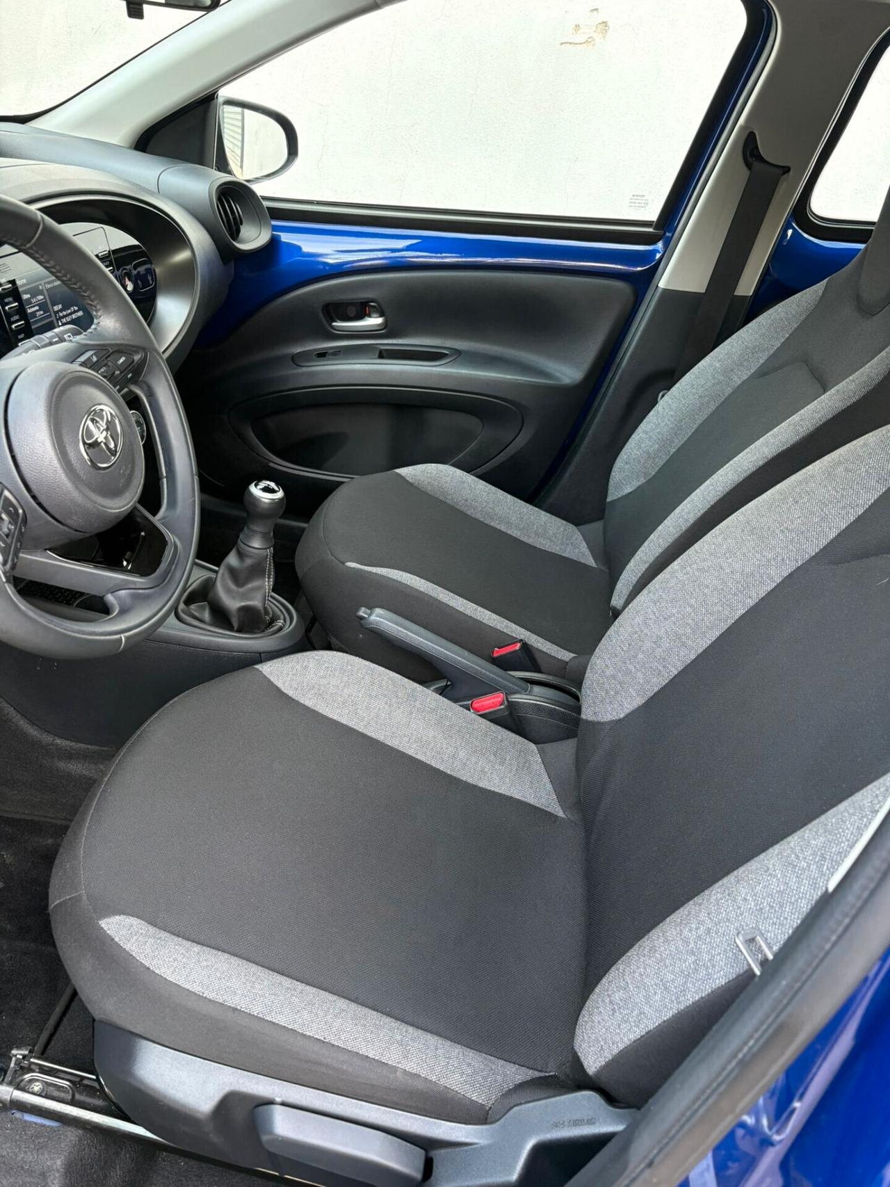 Toyota Aygo X 1.0 VVT-i MT Play