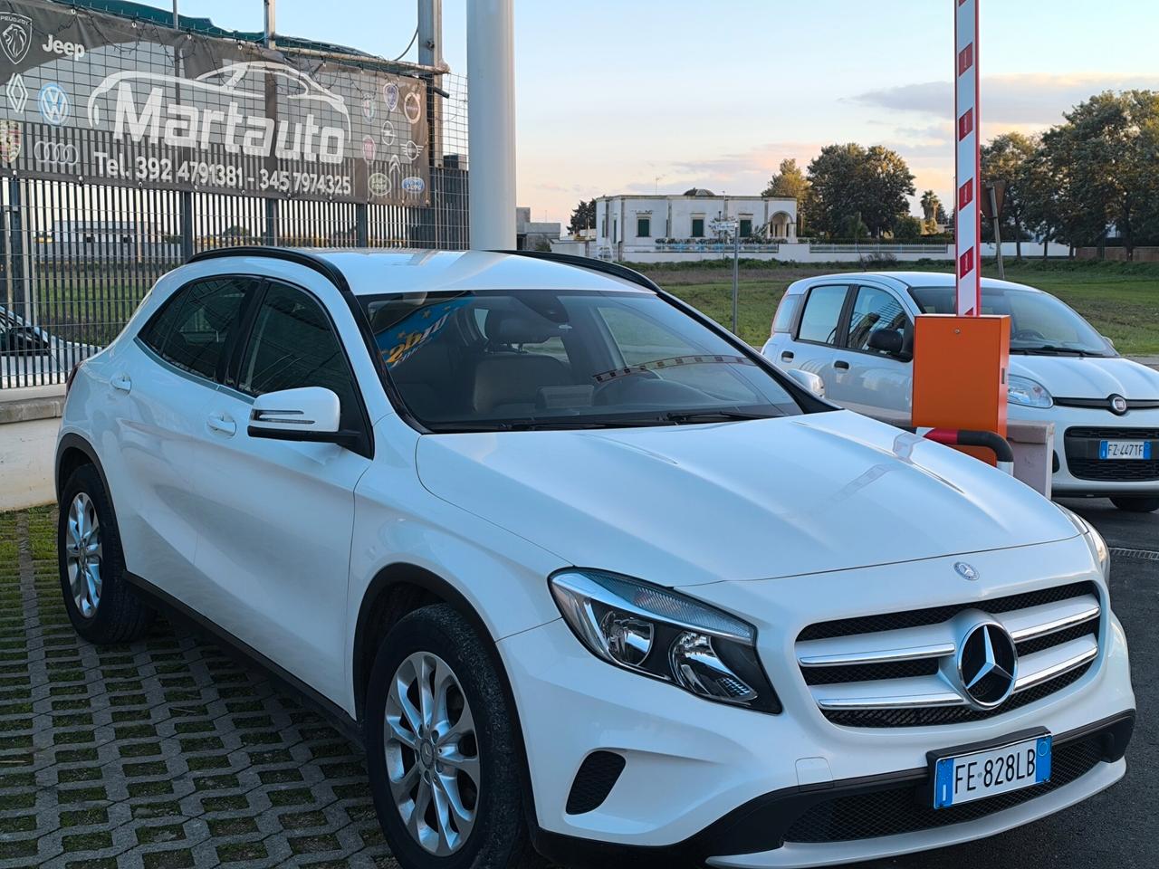 MERCEDES GLA SPORT 180 CDI AUTOMATICO DUE PROPIETARI