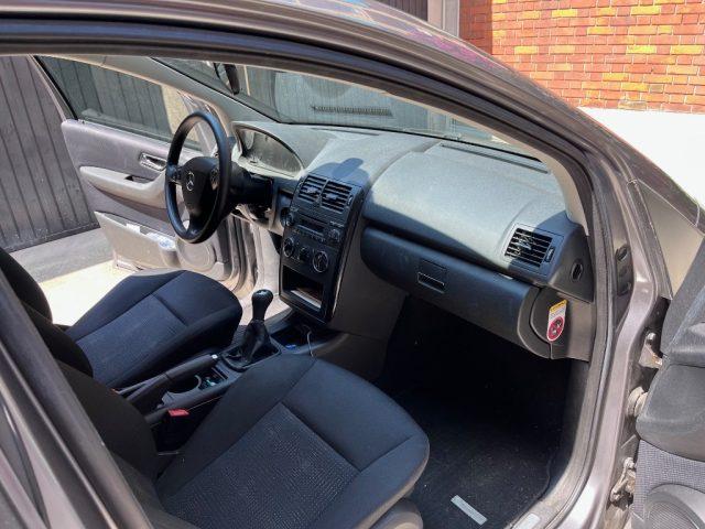 MERCEDES-BENZ A 180 CDI Elegance unico proprietario come nuova
