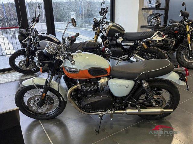 TRIUMPH Bonneville T100 (MY21)