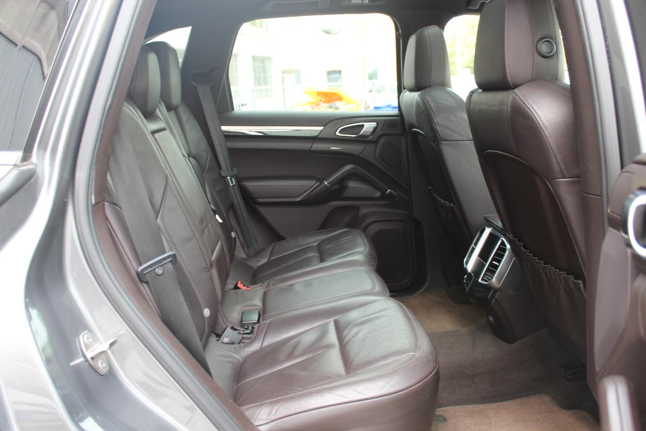 Porsche Cayenne 3.0 S Hybrid MOTORE NUOVO