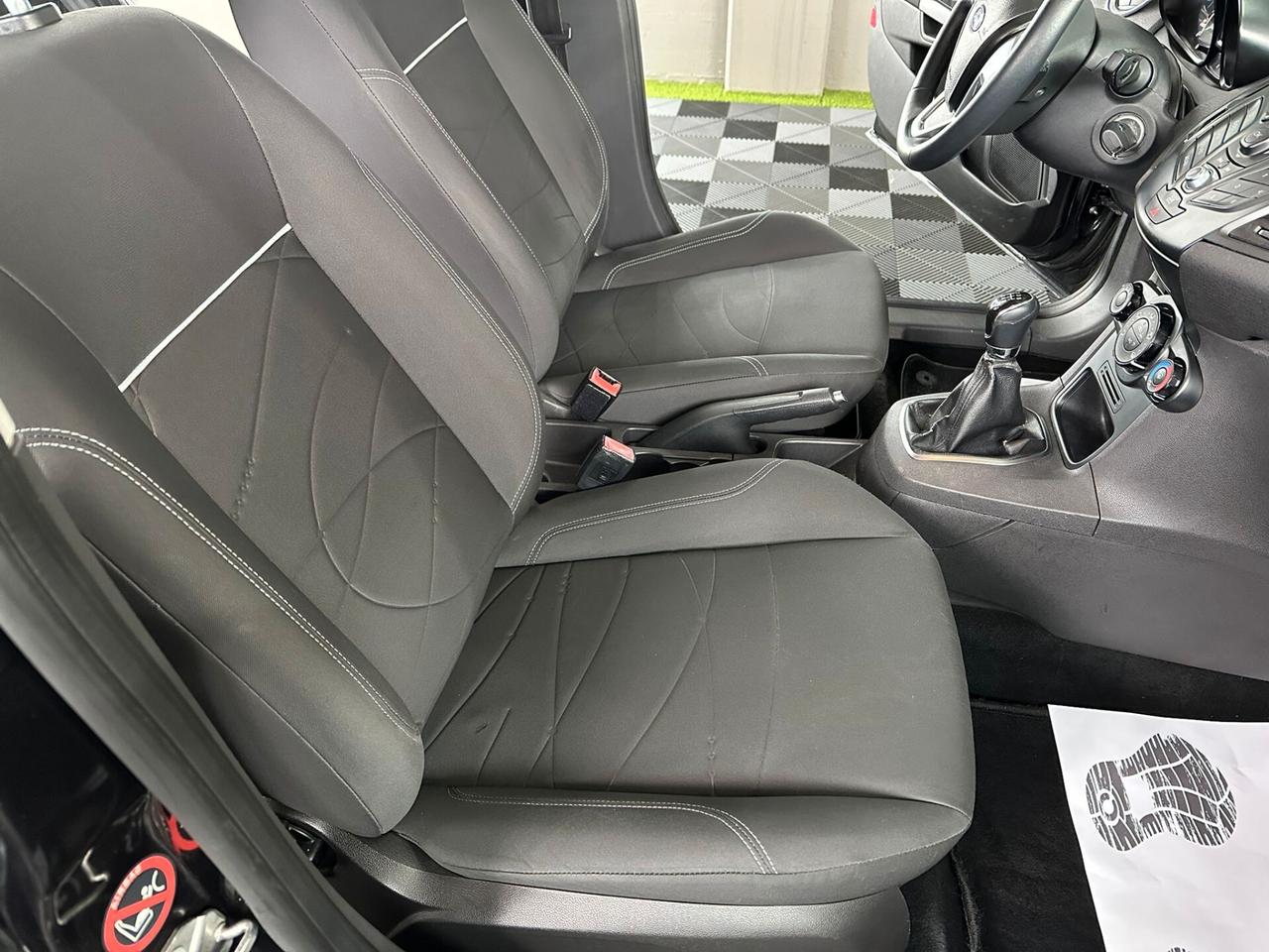 Ford Fiesta 1.5 TDCi 75CV 5 porte Titanium