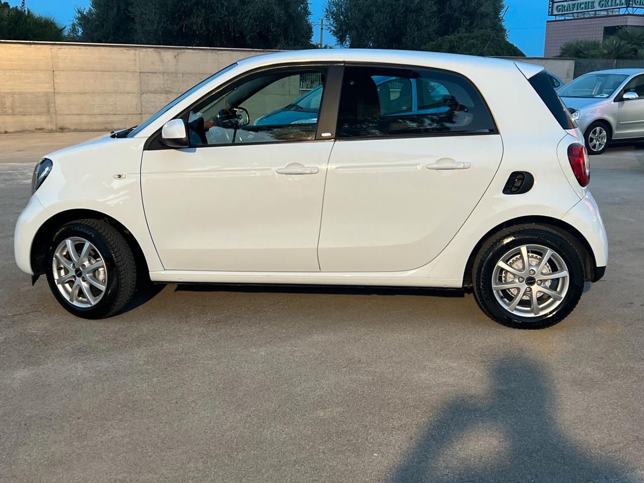 Smart ForFour 0.9Turbo Basis Passion Full OPTIONAL