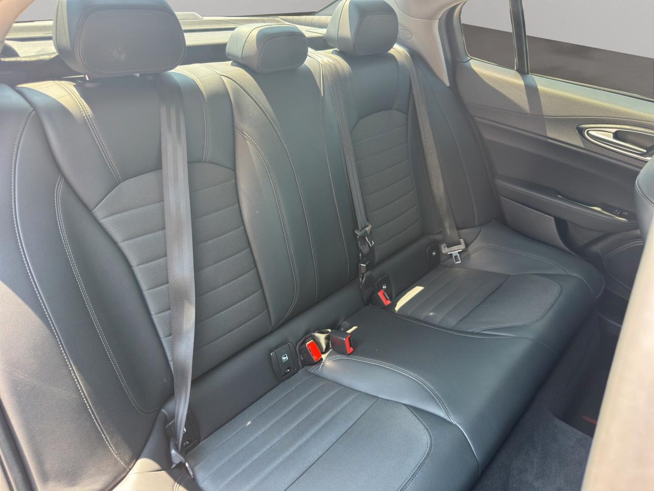 Alfa Romeo Giulia 2.2 Turbodiesel 180 CV Super