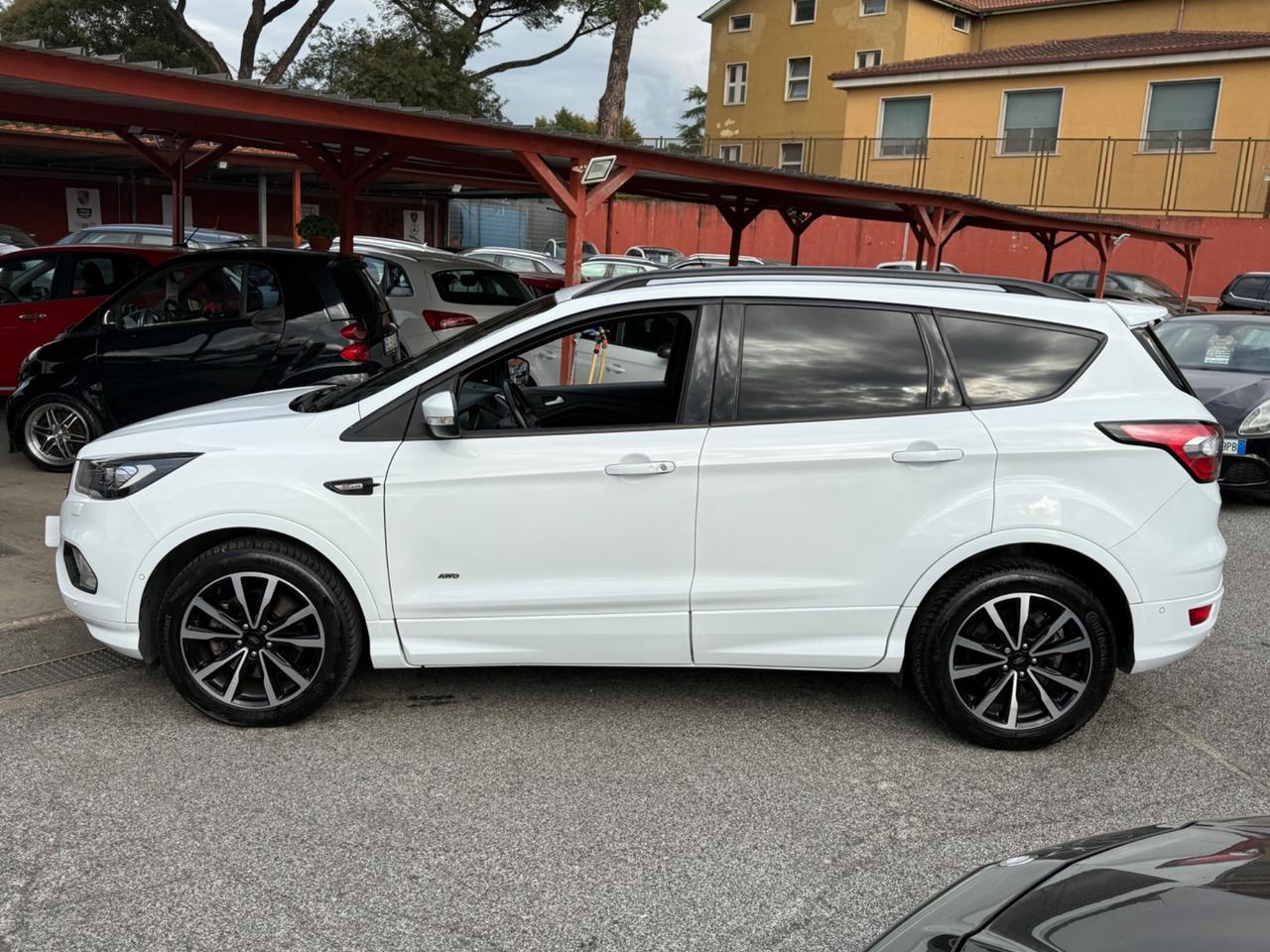 Kuga 2.0 150 CV-4x4-ST-Line-unipro-rate-garanzia