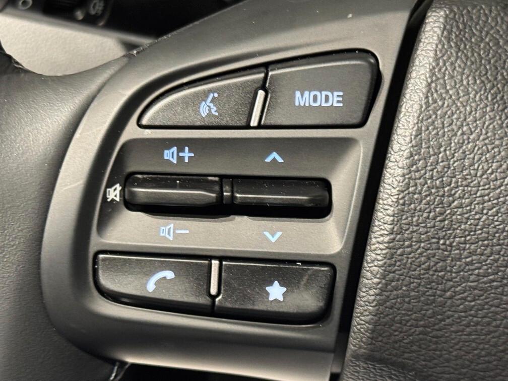 Hyundai i10 1.0 mpi Connectline 63cv Nav App con 15" Neopat