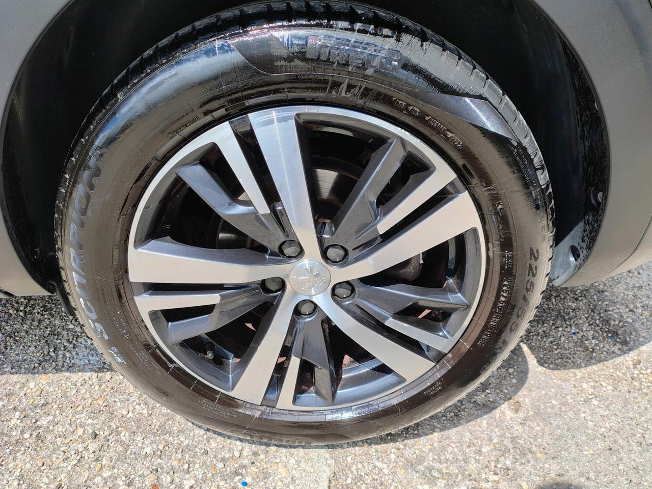 Peugeot 5008 BlueHDi 130 S&S EAT8 Allure