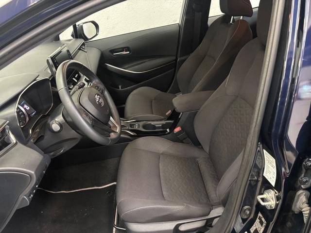 TOYOTA Corolla 1.8 Hybrid Business