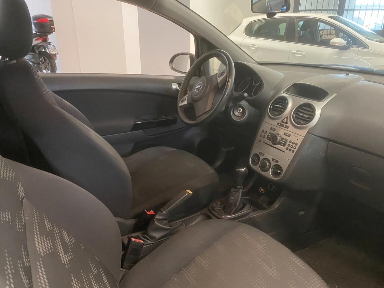 Opel Corsa 3p 1.2 Club 85cv