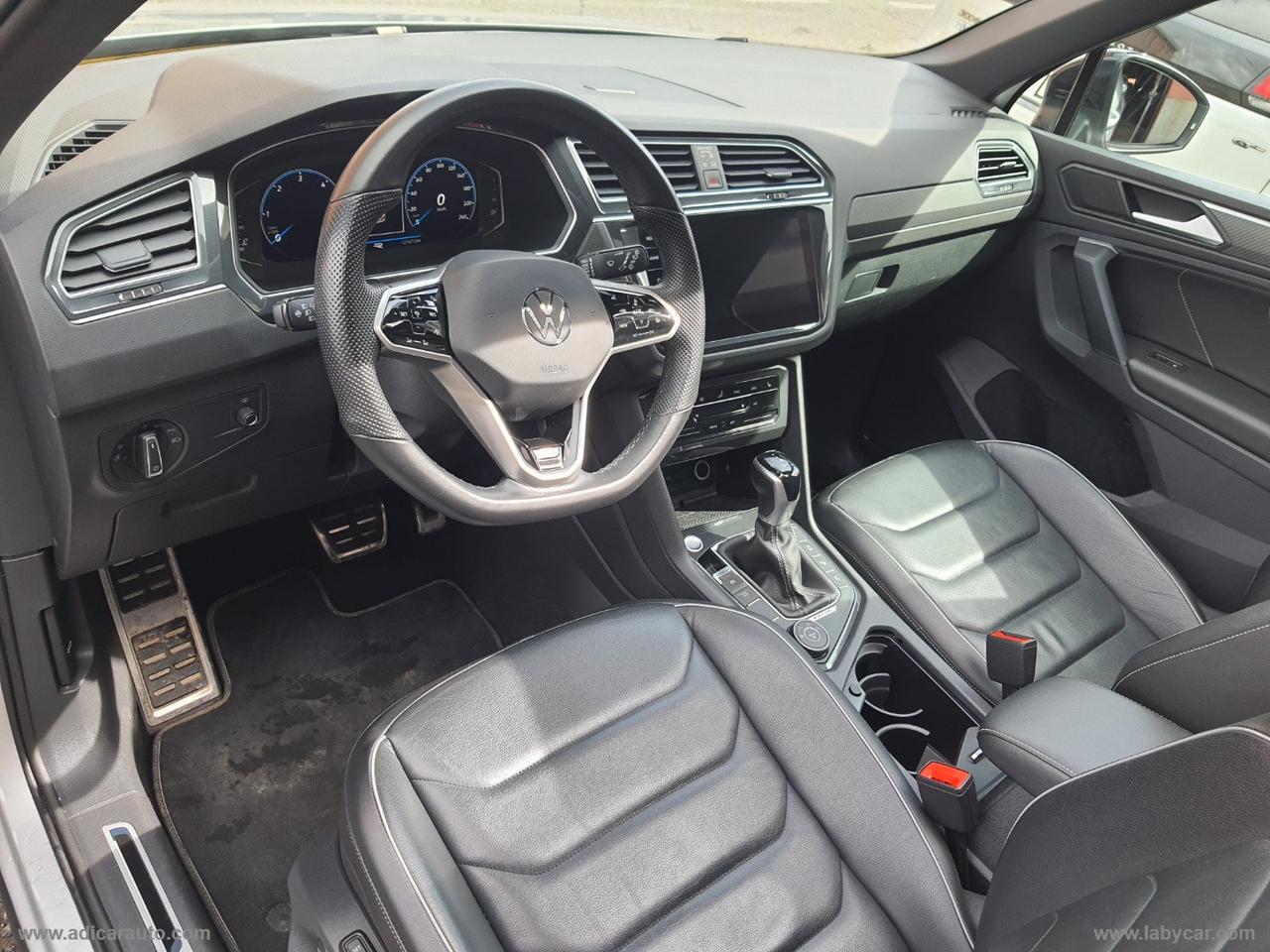VOLKSWAGEN Tiguan 2.0 TDI 200CV SCR DSG 4MOT. R-Line
