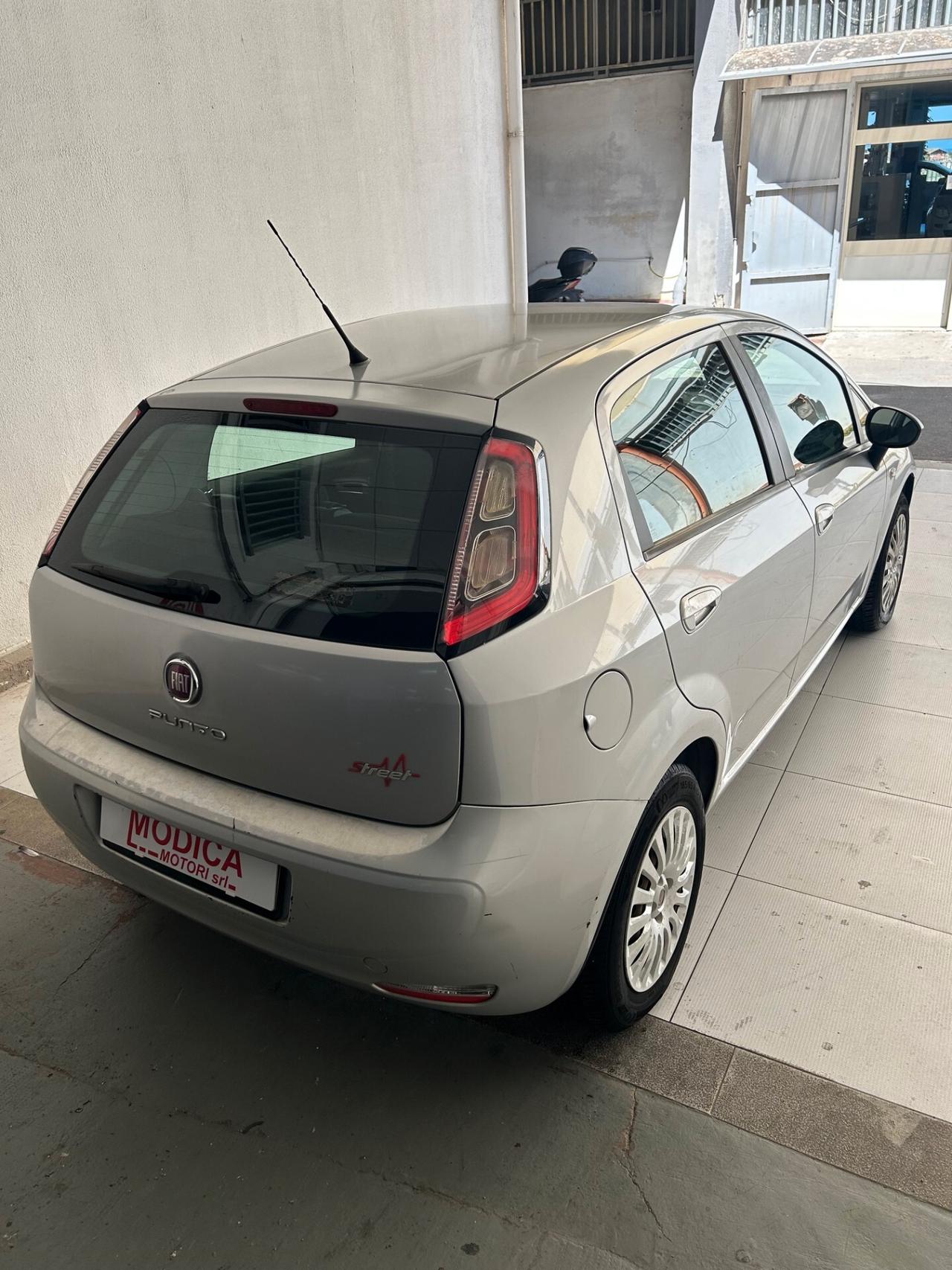 Fiat Punto 1.4 8V 5 porte GPL Street