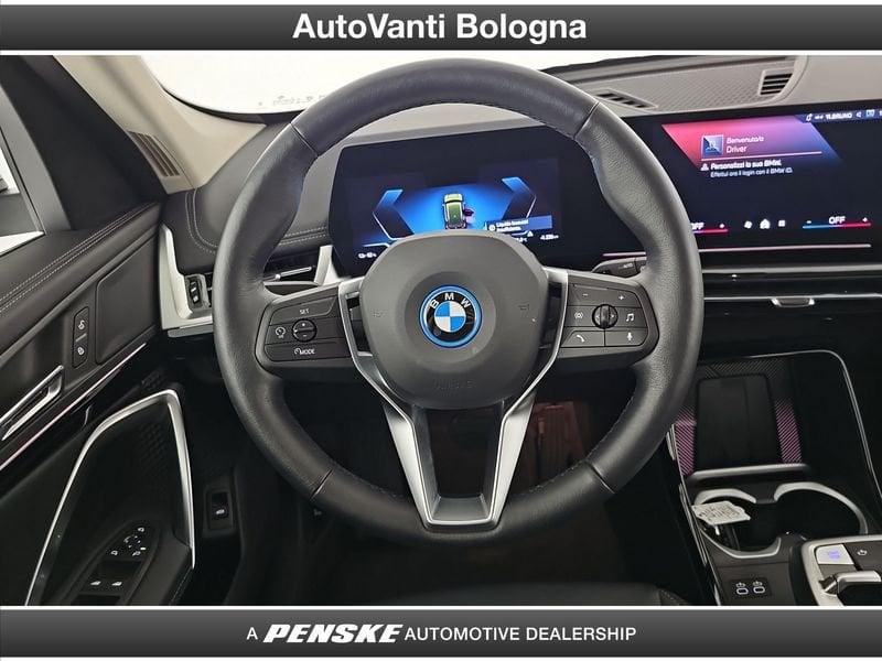 BMW iX1 eDrive 20 X-Line