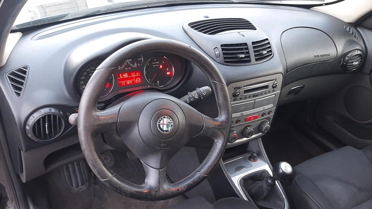 Alfa Romeo 147 1.9 JTD 5 porte Prog.