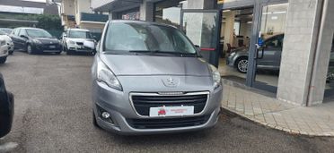 Peugeot 5008 1.6 Diesel 7 posti Neopatentati