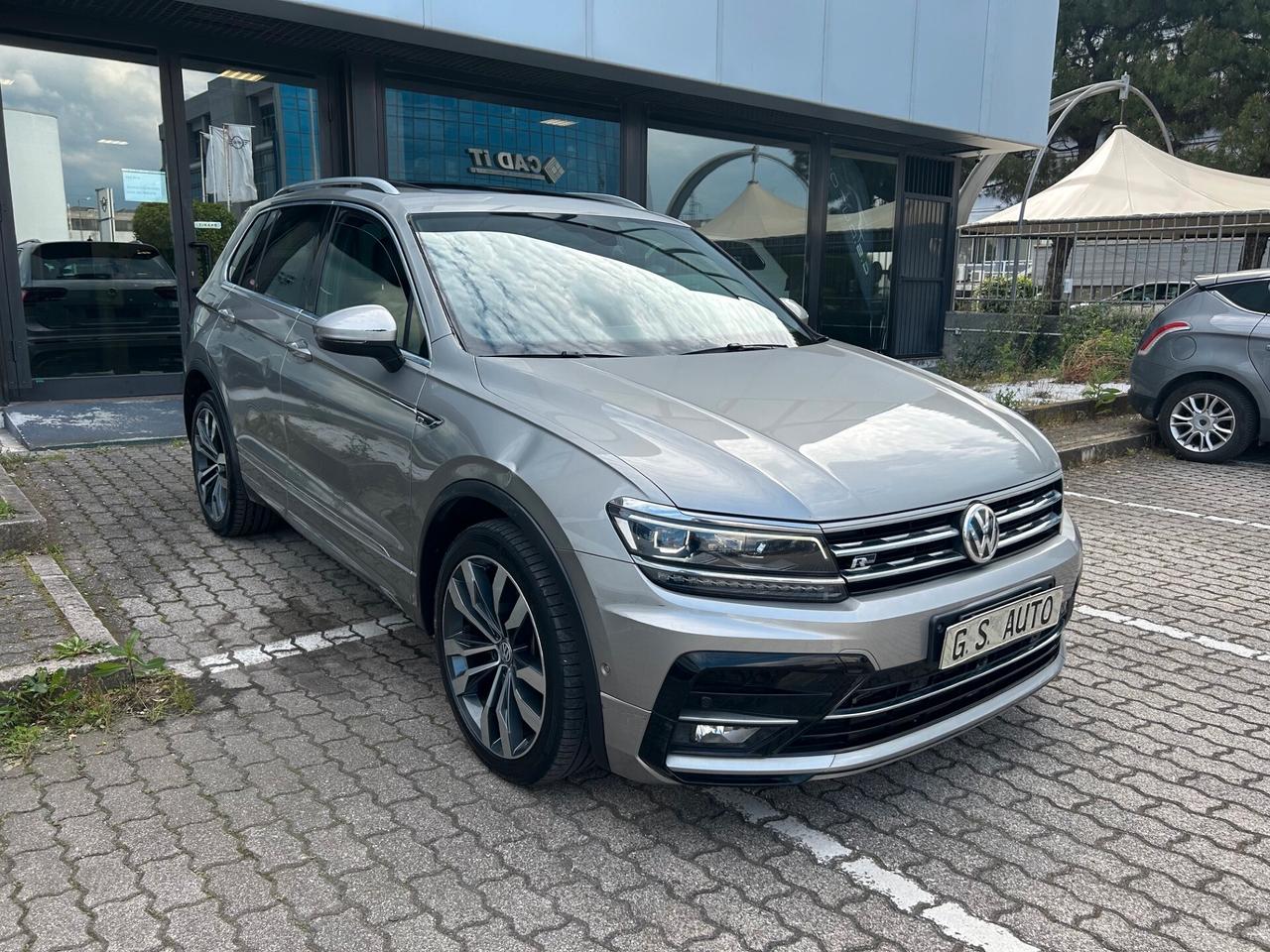 Volkswagen Tiguan 2.0 bitdi R-Line 4motion 240cv dsg TETTO - HUD