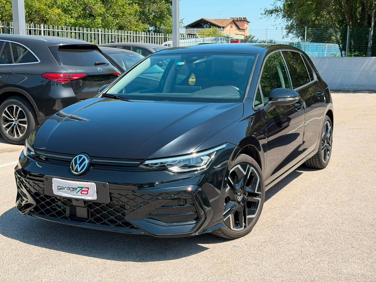 Volkswagen Golf 1.5 TSI 150 CV ACT Life Pack R-Line