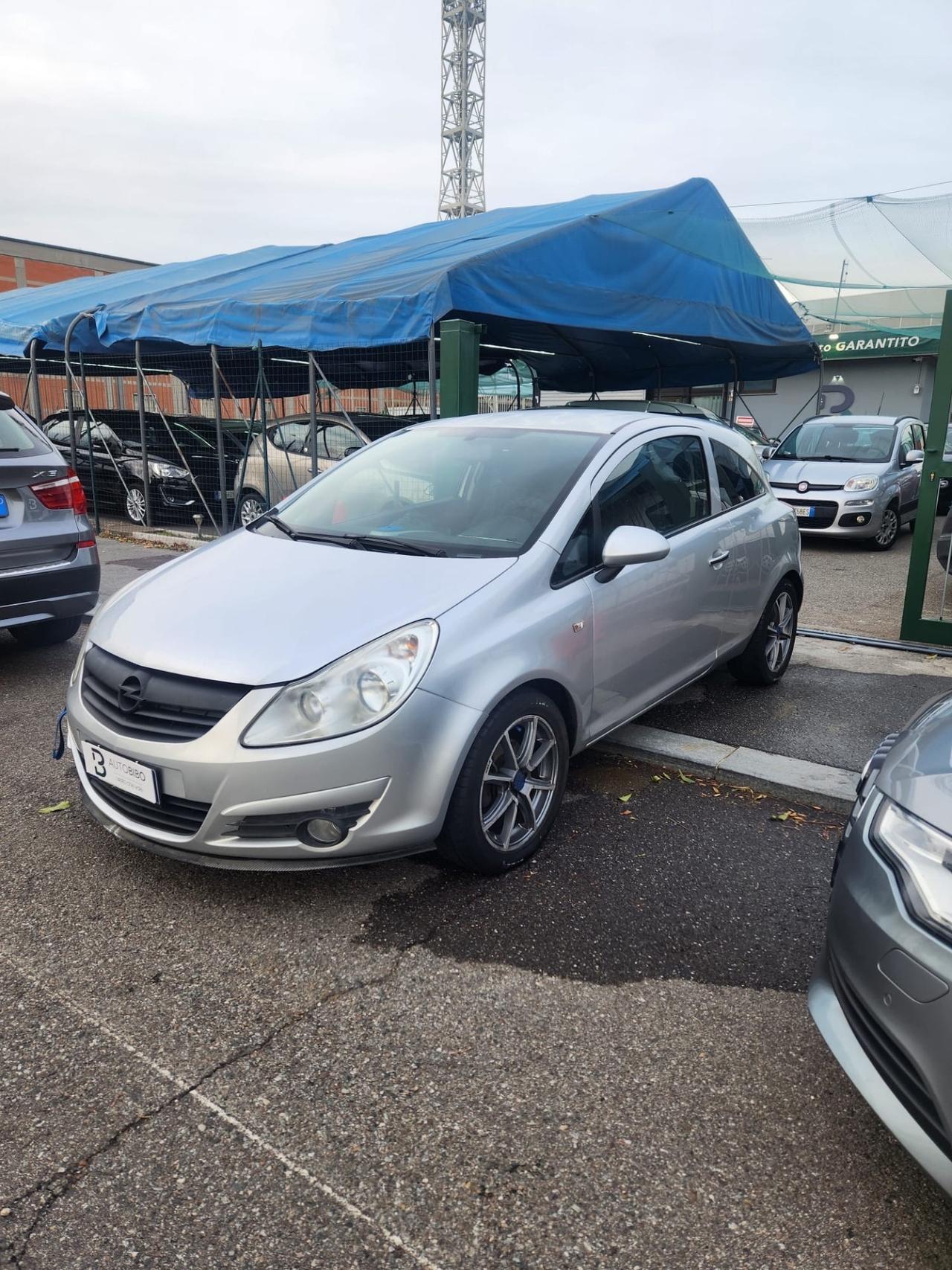 Opel Corsa 1.2 80CV 3 porte GPL-TECH Enjoy