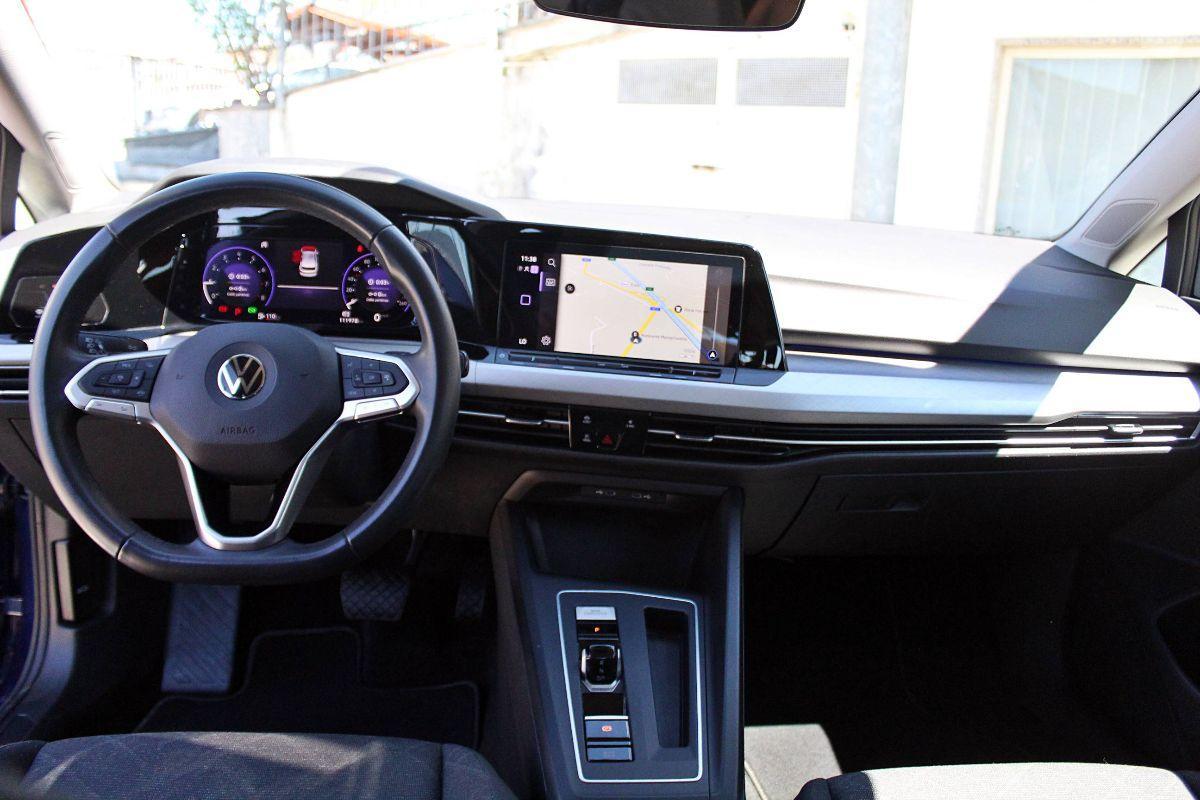 VOLKSWAGEN - Golf - VIII 1.0 etsi evo Life 110cv dsg