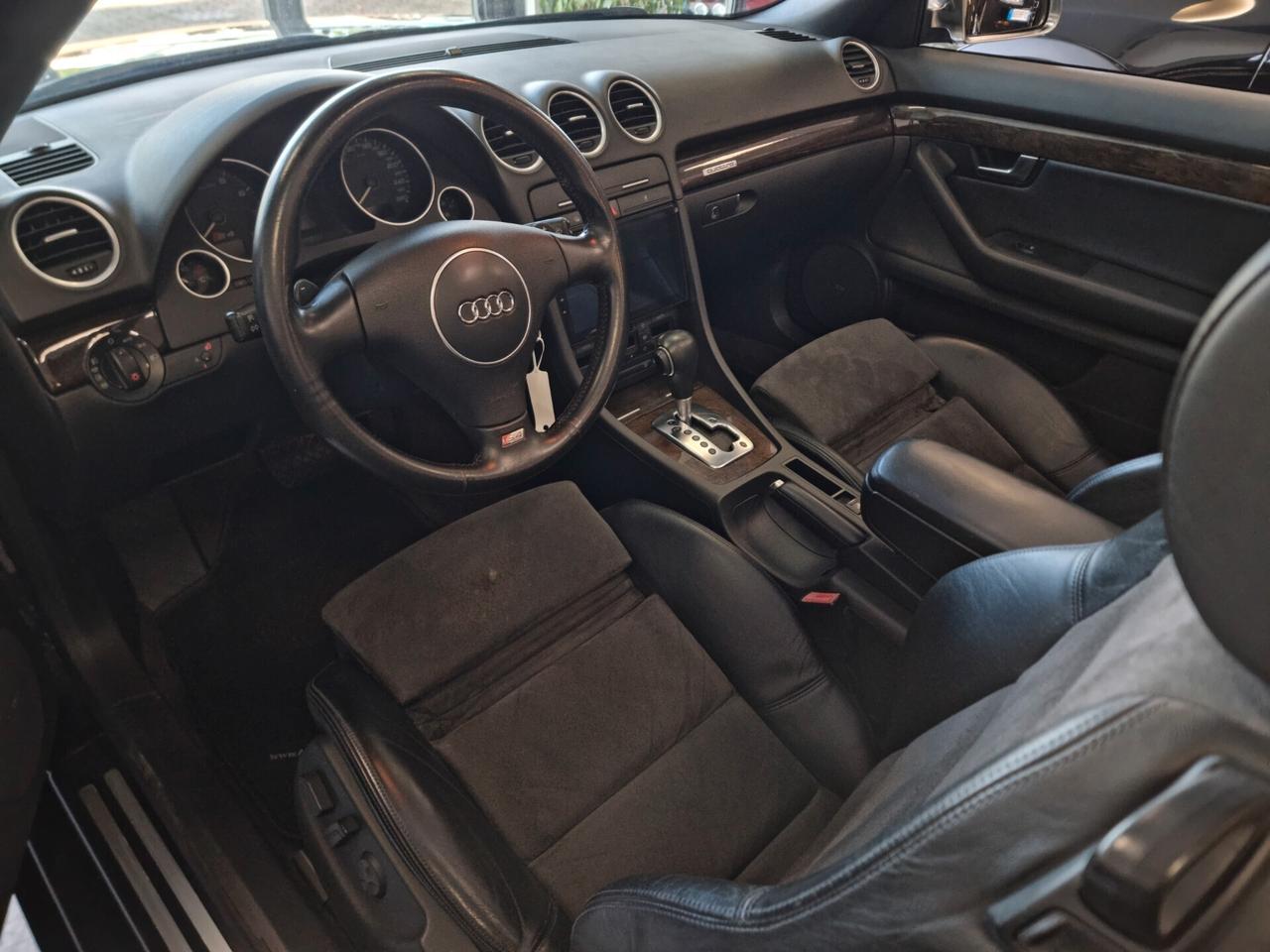 Audi S4 4.2 V8 CABRIOLET *ASI*