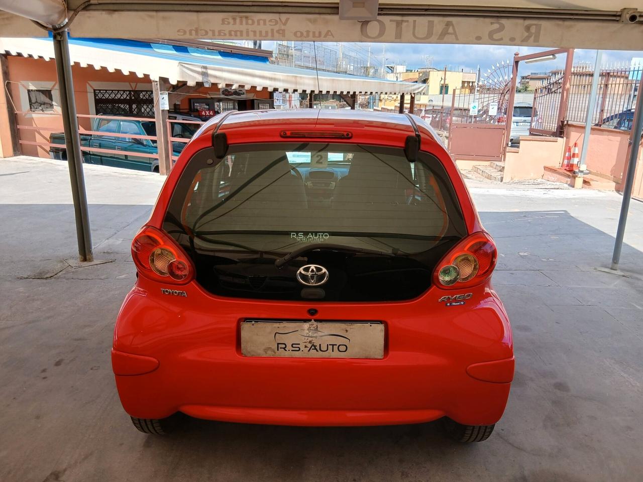 TOYOTA Aygo 1.0b 5p soli km114000 full 05