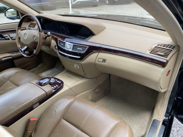 MERCEDES-BENZ S 600 v12