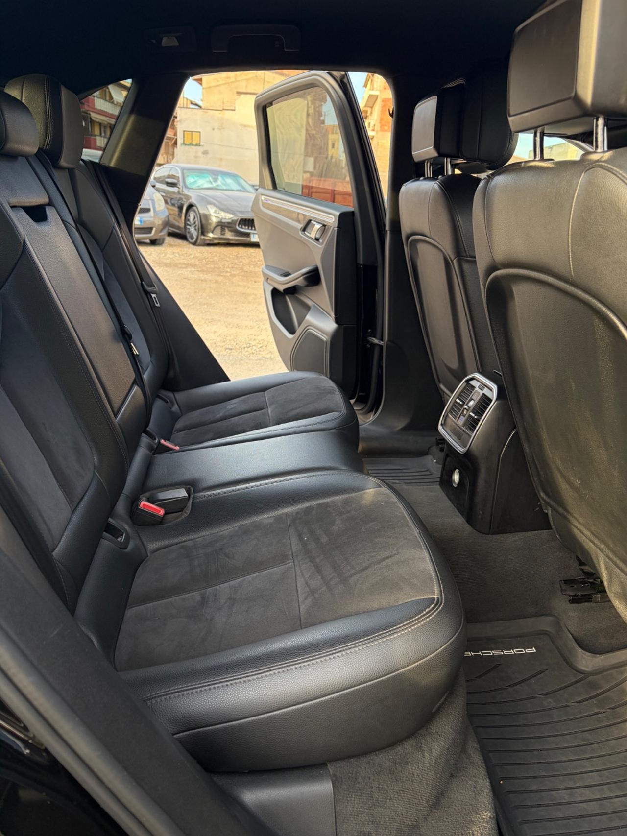 Porsche Macan S 3.0 d 250cv Full Tagliandata