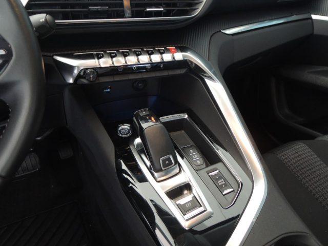 PEUGEOT 3008 BlueHDi 130 S&S EAT8 Active Business