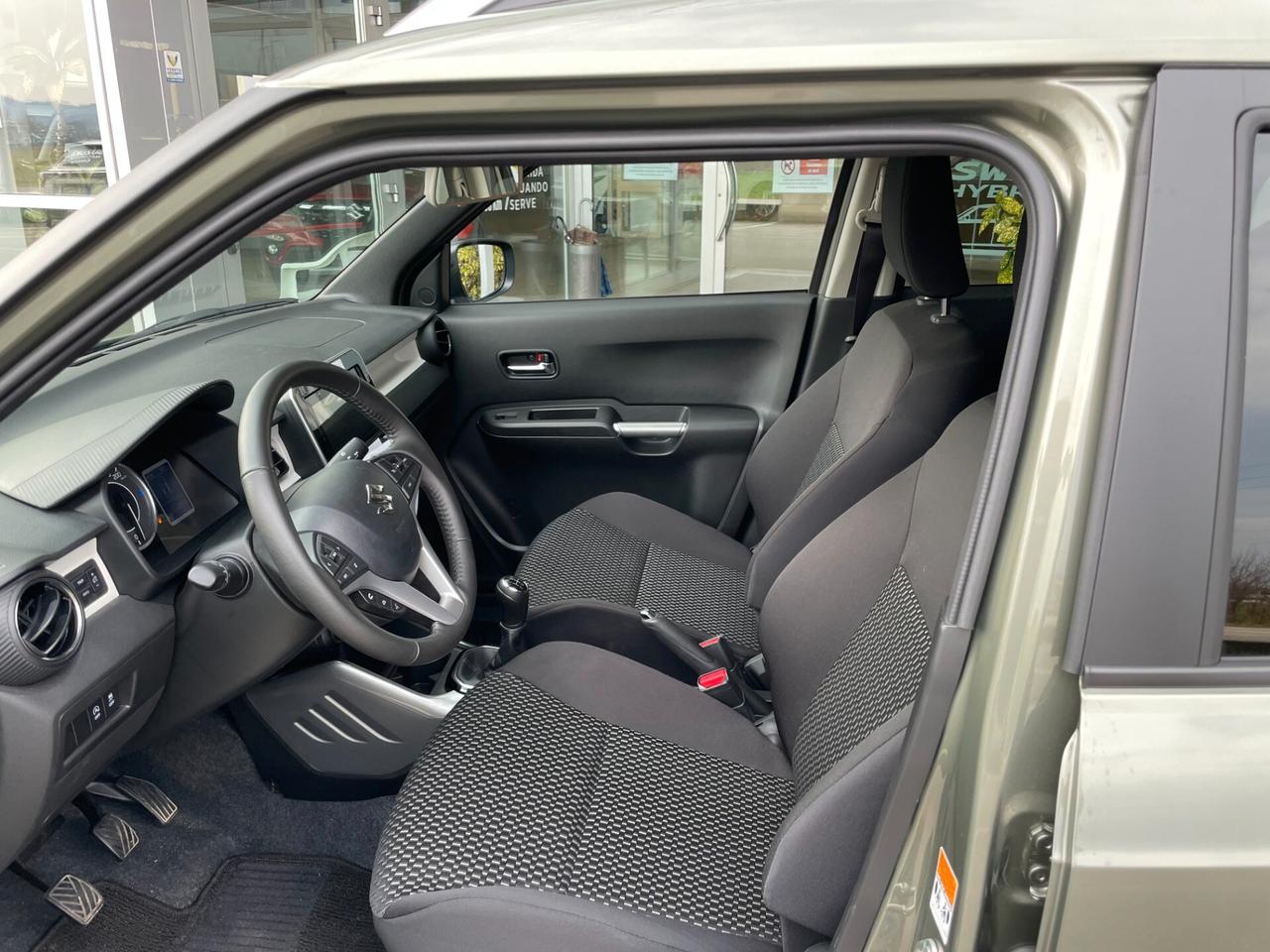 Suzuki Ignis 1.2 Hybrid Top