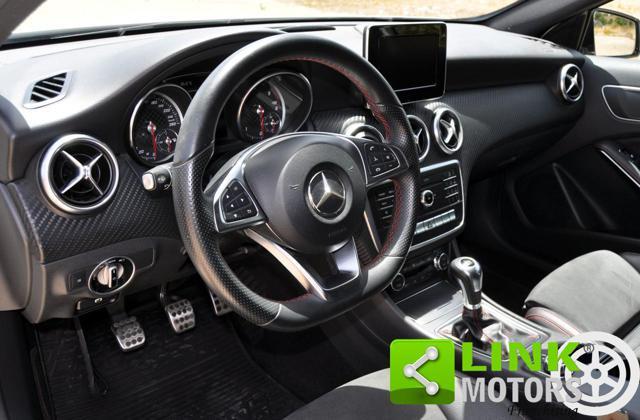 MERCEDES-BENZ A 200 d Premium