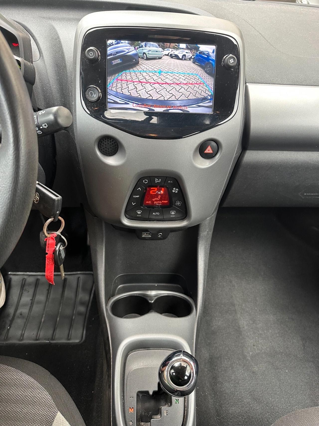 Toyota Aygo AUTOMATICA Connect 1.0 Xfun 05/19 KM.38956