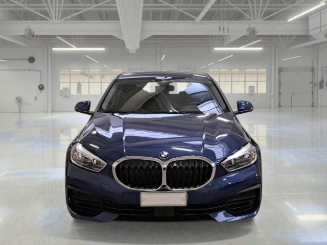 BMW 118 i 5p. Business Advantage