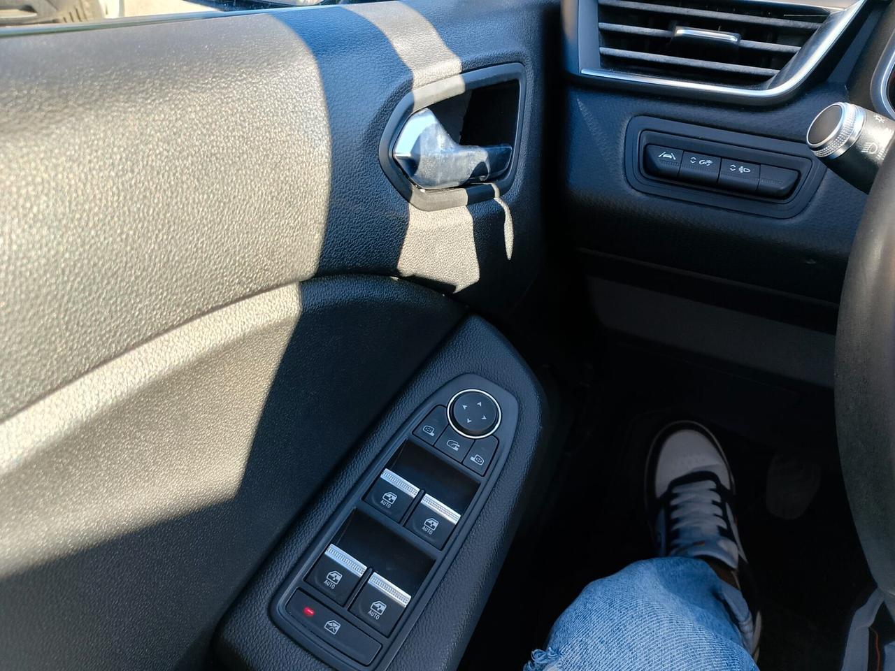 Renault Clio TCe 90 CV 5 porte Zen