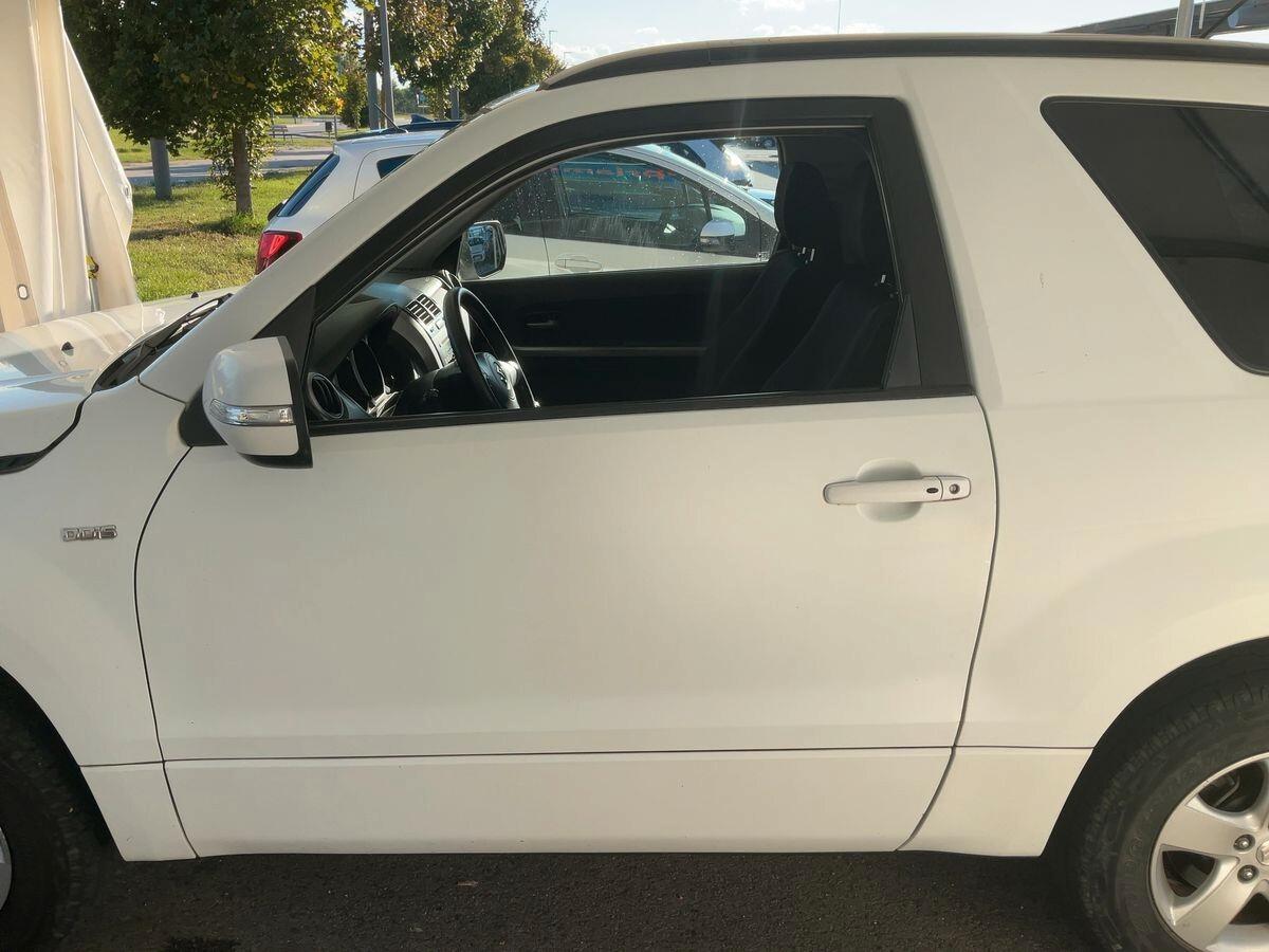 Suzuki Grand Vitara 1.9 DDiS 3 porte Offroad 2011