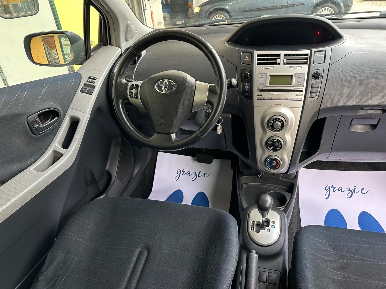 Toyota Yaris 1.3 5 porte Automatico