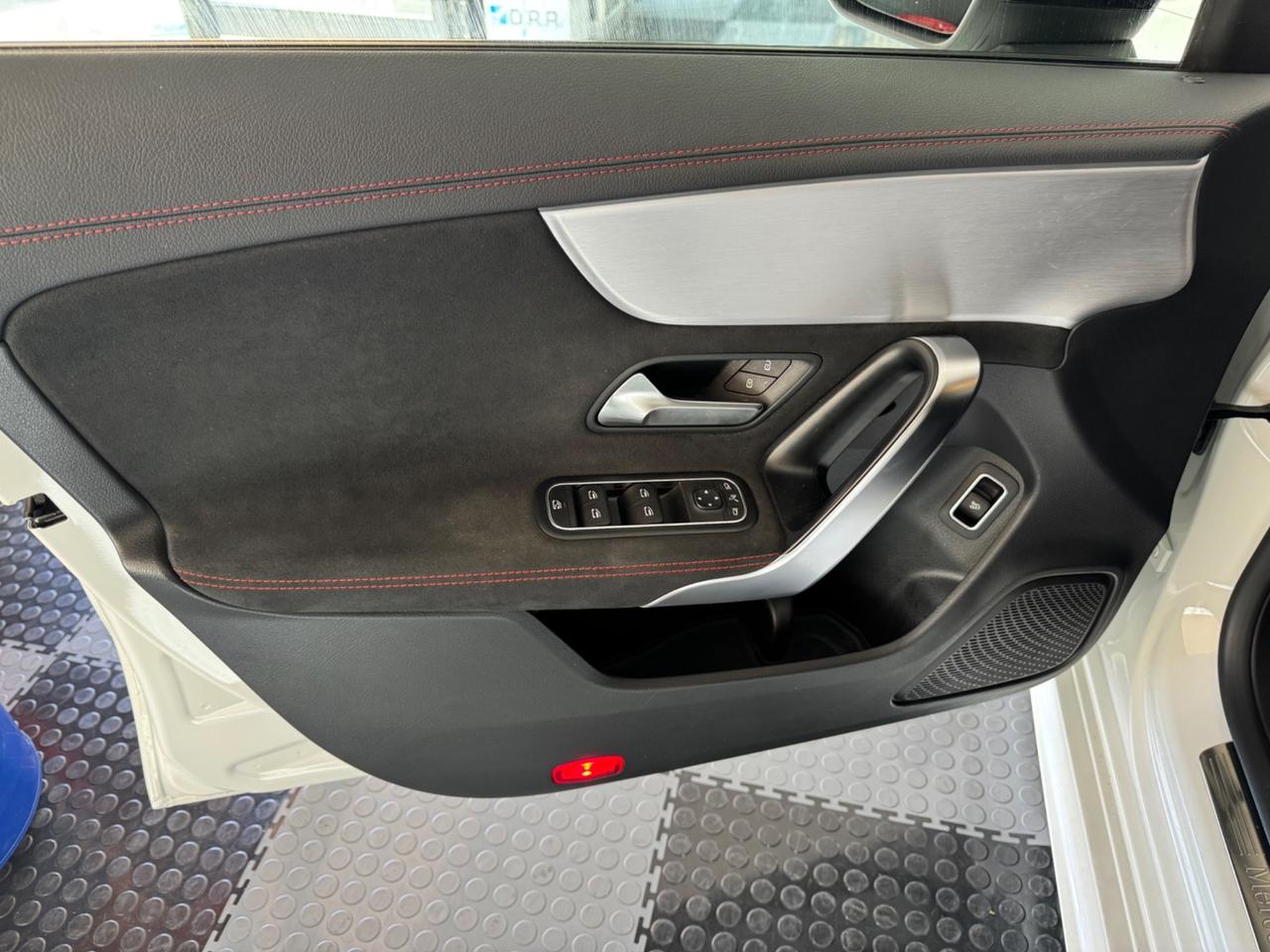 Mercedes-benz CLA 200 d Automatic Premium