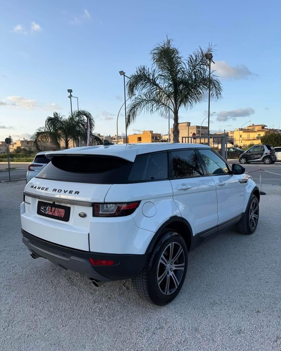 Land Rover Range Evoque 2.0 TD4 150 CV 5p. Pure