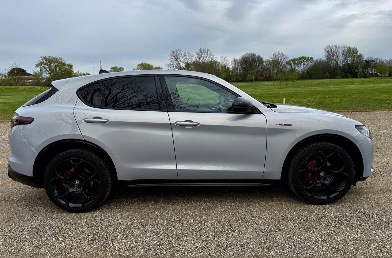 Alfa Romeo Stelvio 2.0 Turbo 280 CV Q4 Veloce