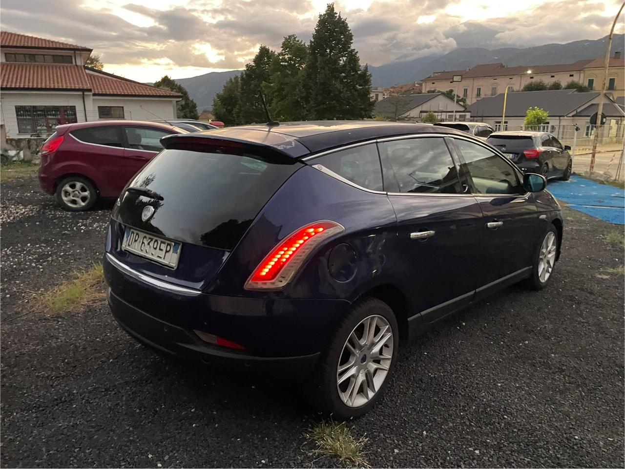 Lancia Delta 1.6 MJT DPF Platino