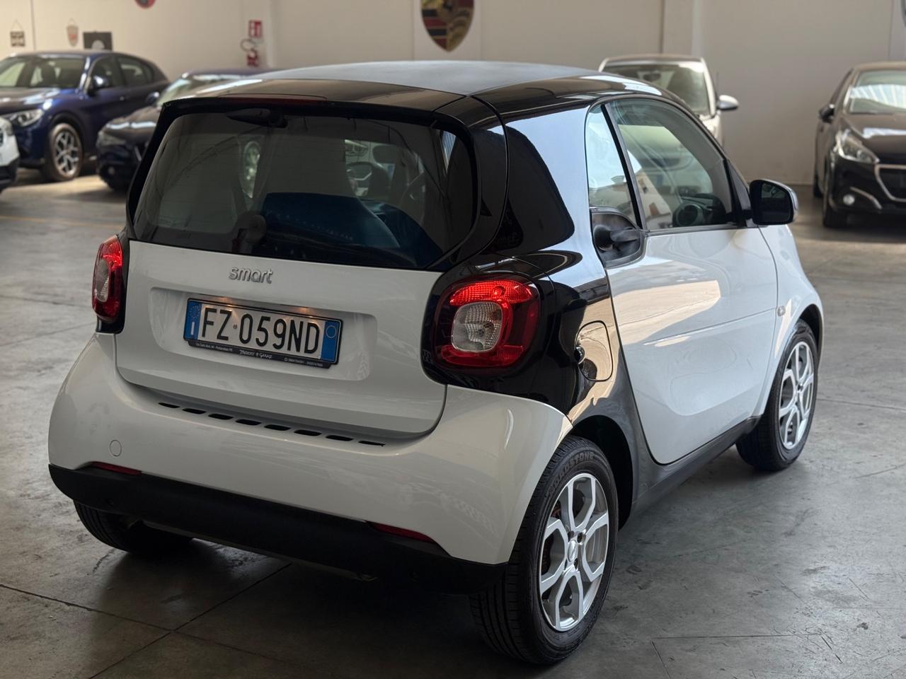 Smart ForTwo 1.0 60CV BENZINA NEOPATENTATI