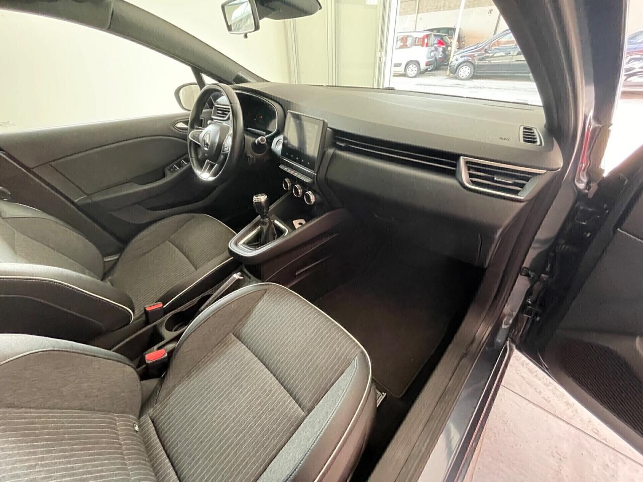 Renault Clio TCe 12V 100 CV 5 porte Intens