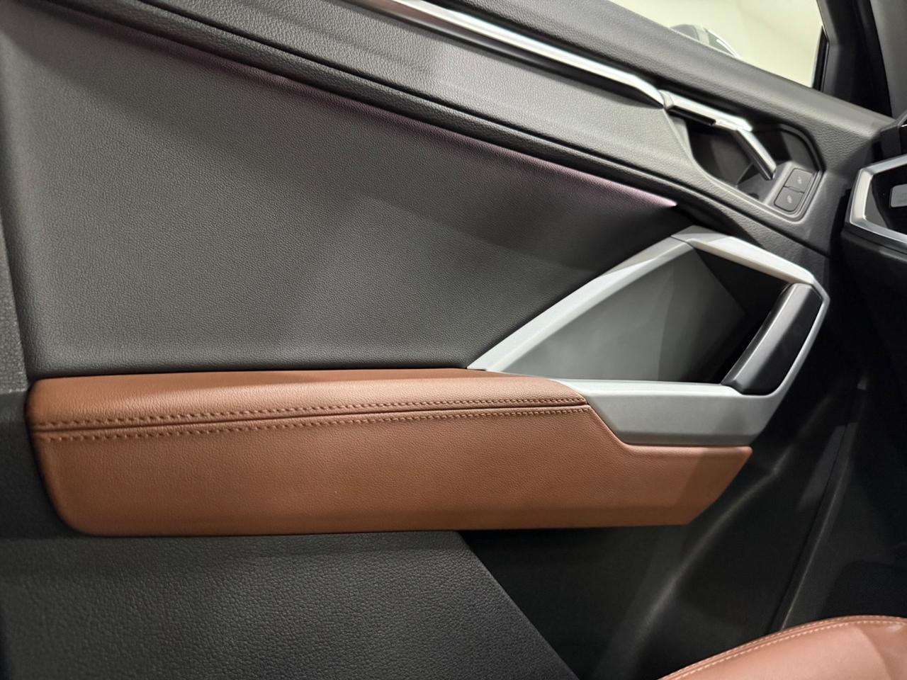 Audi Q3 35 TDI S tronic S line edition *GreenWood