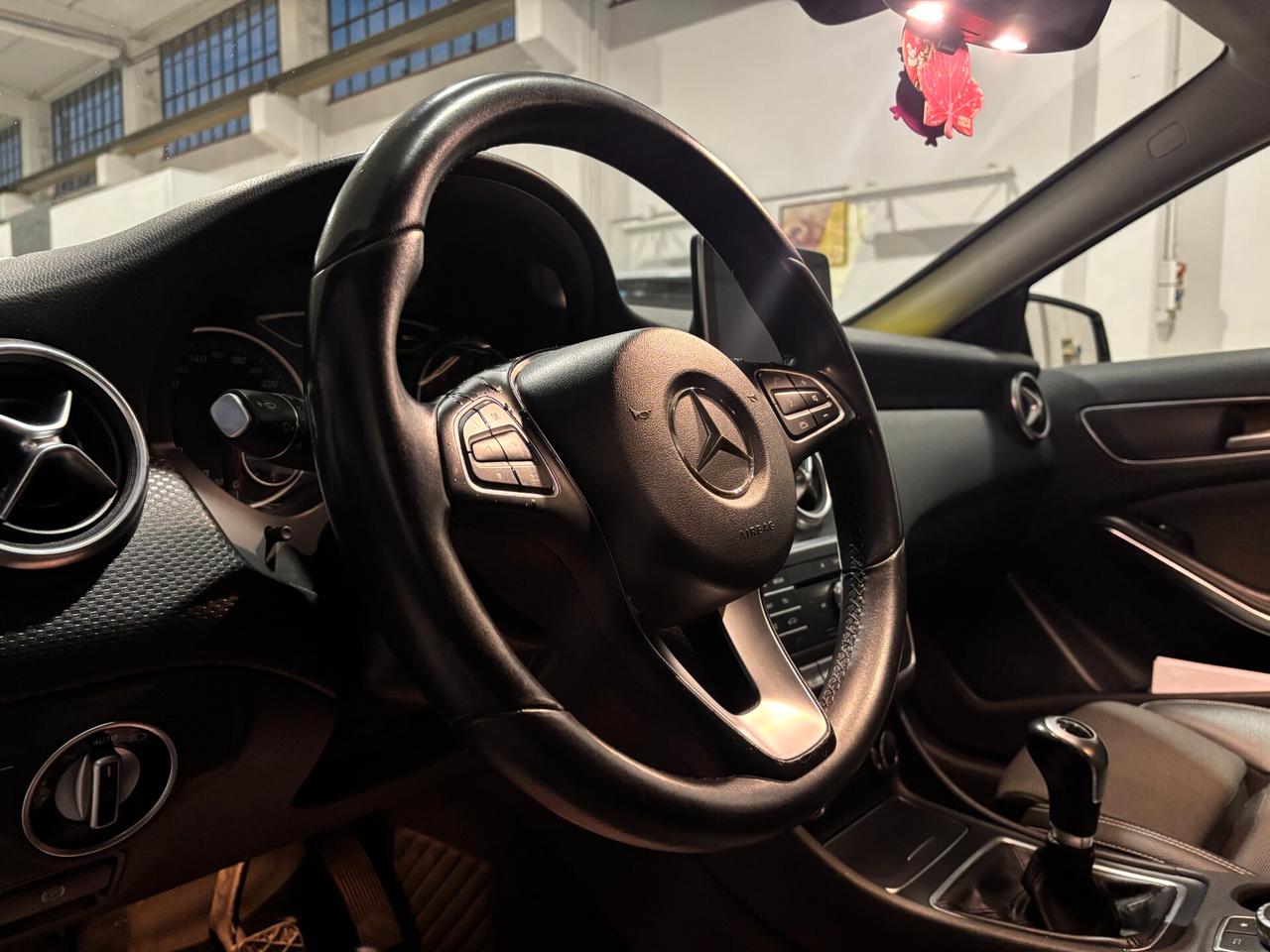 Mercedes-benz A 200 d Executive