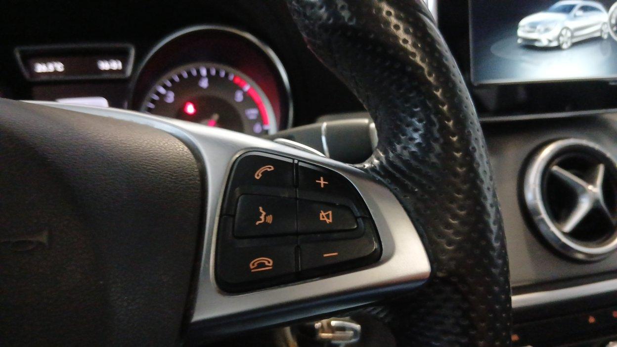 Mercedes-Benz CLA (C/X117) - CLA 220 d S.W. Automatic Premium Dark Night