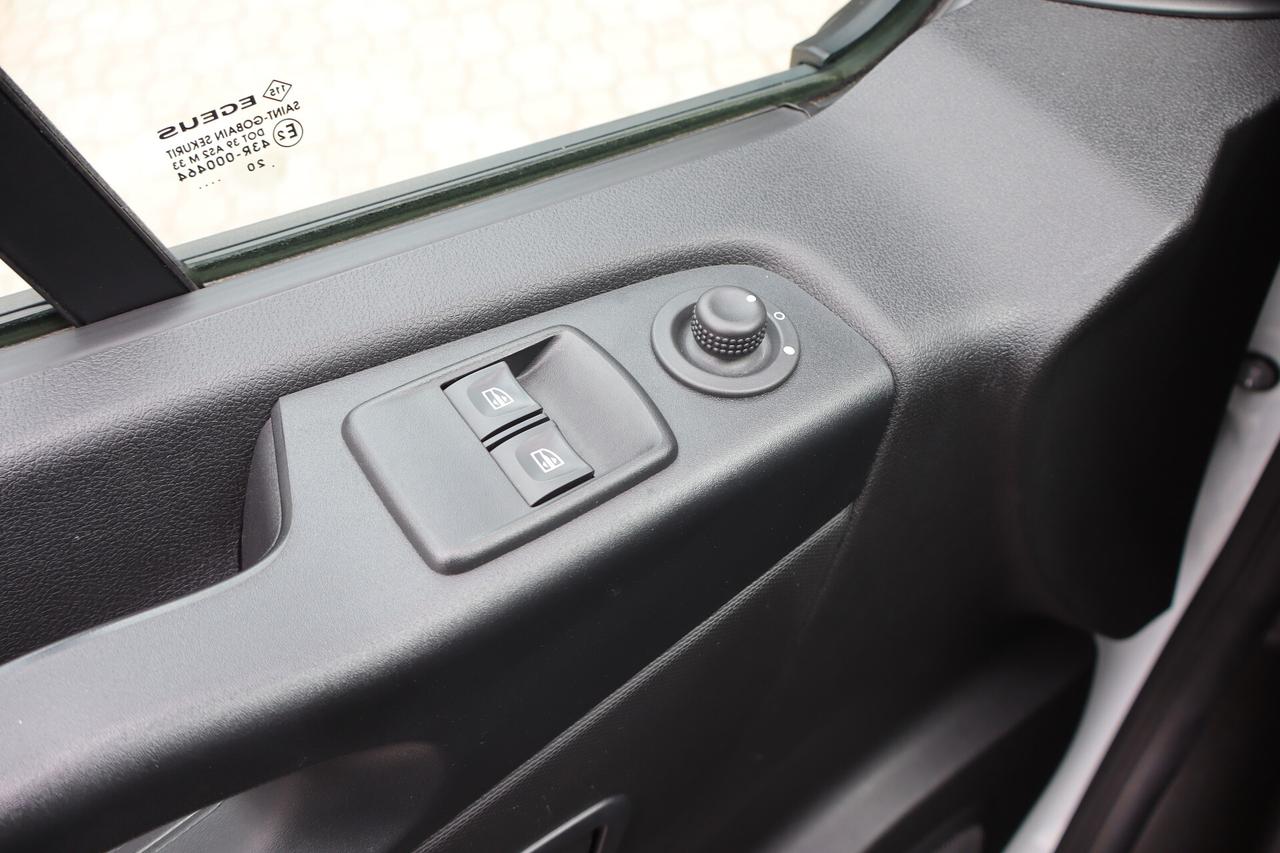 RENAULT TRAFIC T29 2.0 DCI 145 CV L2 H2 TETTO ALTO DOPPIA PORTA