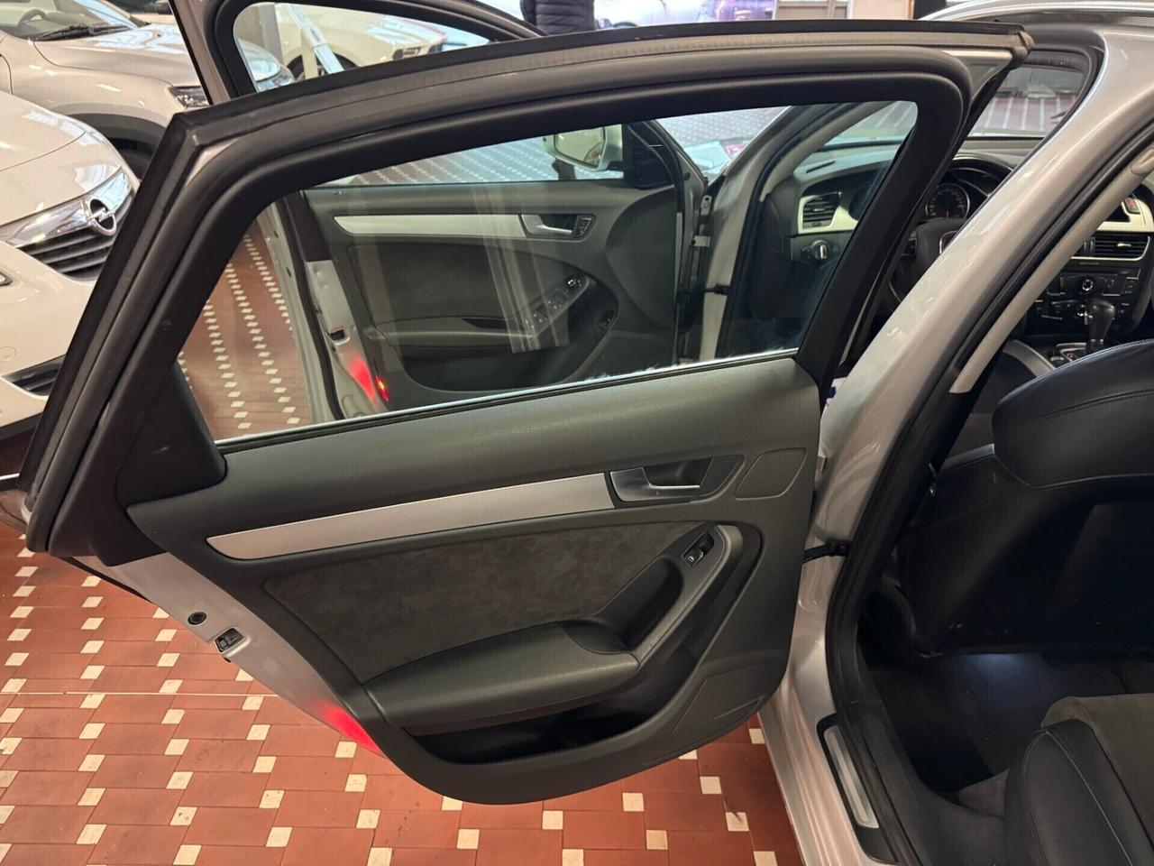 Audi A4 3.2 V6 qu. tiptronic Advanced - UNICO PROPRIETARIO