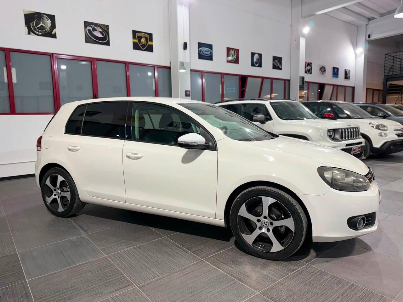 Volkswagen Golf 1.6 TDI DPF 3p. Highline