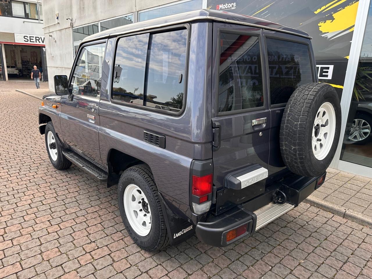 Toyota Land Cruiser II 2.5 turbodiesel Hard-top BJ73