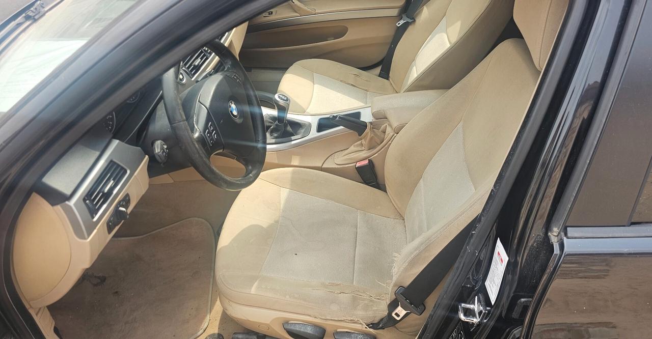 Bmw 320i cat Futura LEGGERE BENE